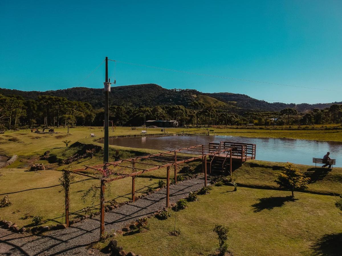 Pousada Lago Da Colina Урубиси Экстерьер фото